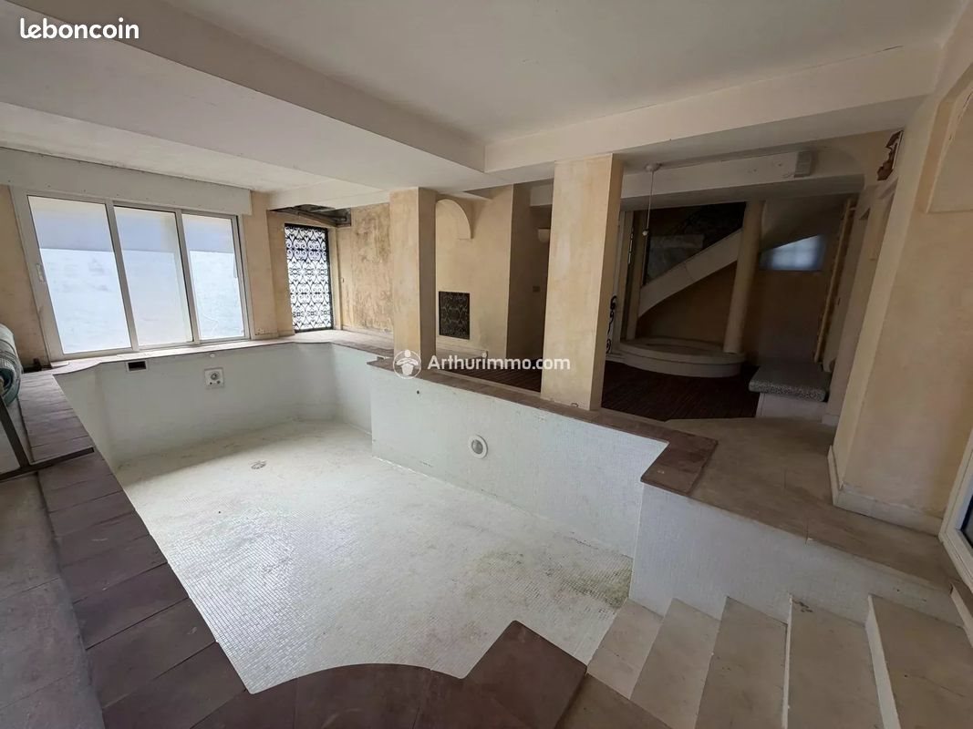 Maison à vendre, 165m², Millau