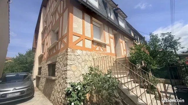 Maison à vendre, 184m², Millau