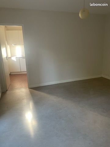 Appartement à louer, 30m², Marcillac-Vallon
