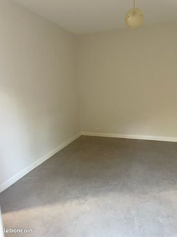 Appartement à louer, 30m², Marcillac-Vallon