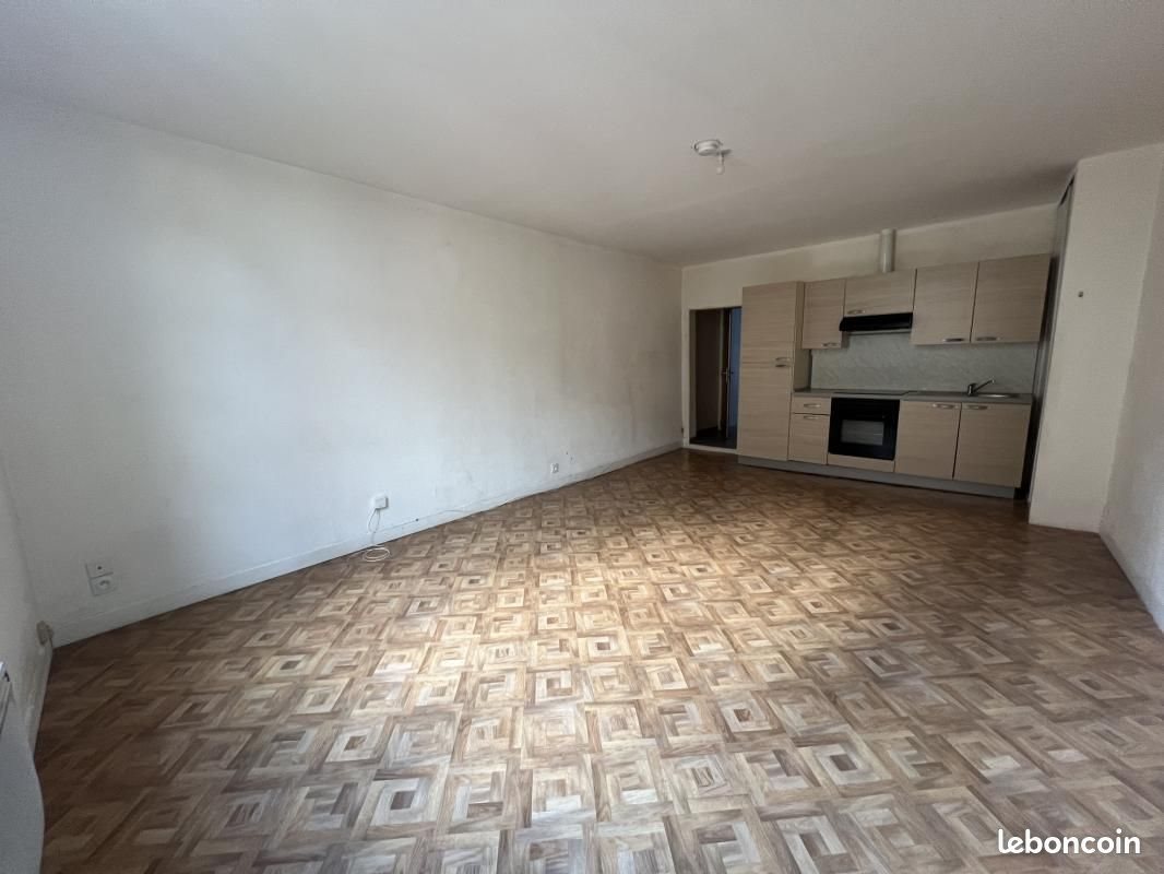 Appartement à louer, 25m², Villefranche-de-Rouergue
