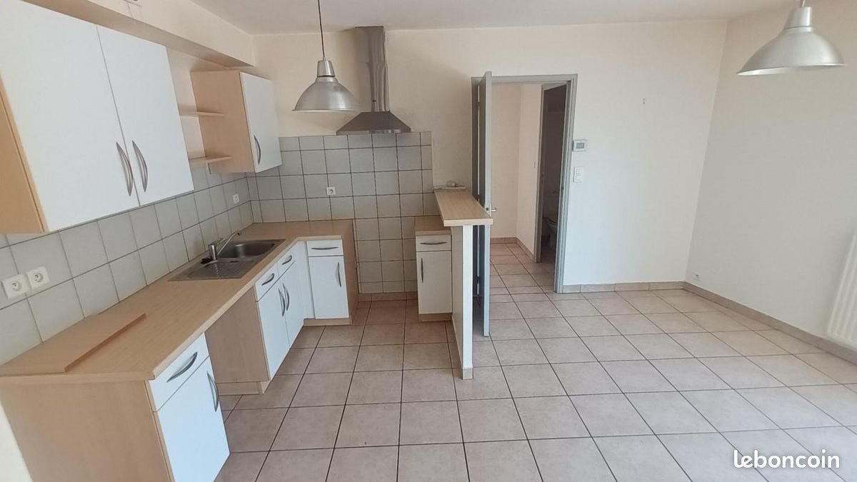 Appartement à louer, 84m², Olemps