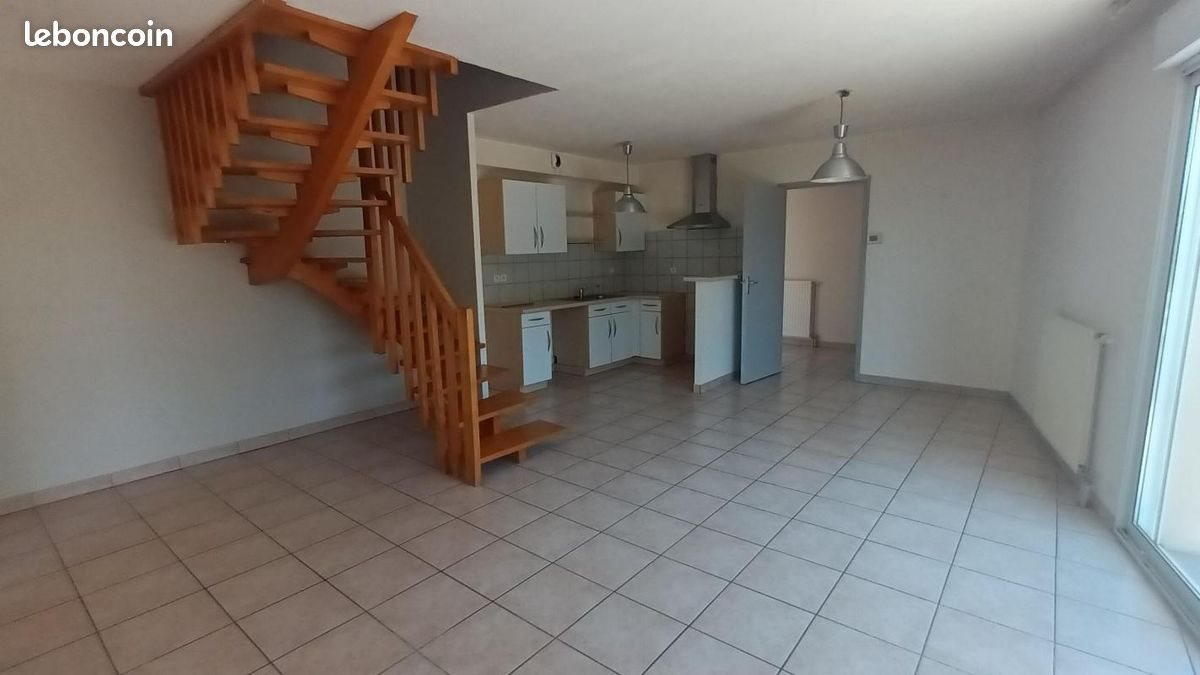 Appartement à louer, 84m², Olemps