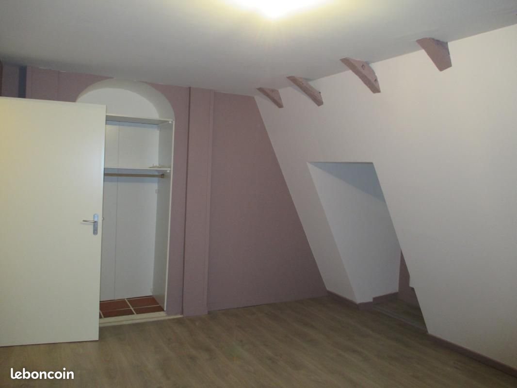 Appartement à louer, 98m², Villefranche-de-Rouergue