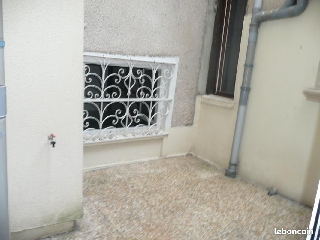 Appartement à louer, 65m², Villefranche-de-Rouergue
