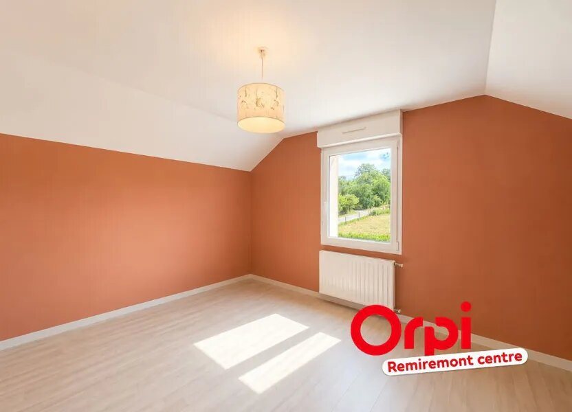 Maison à louer, 96m², Hadol