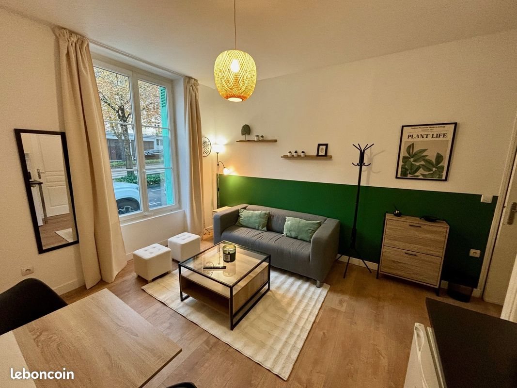 Appartement à louer, 27m², Tours