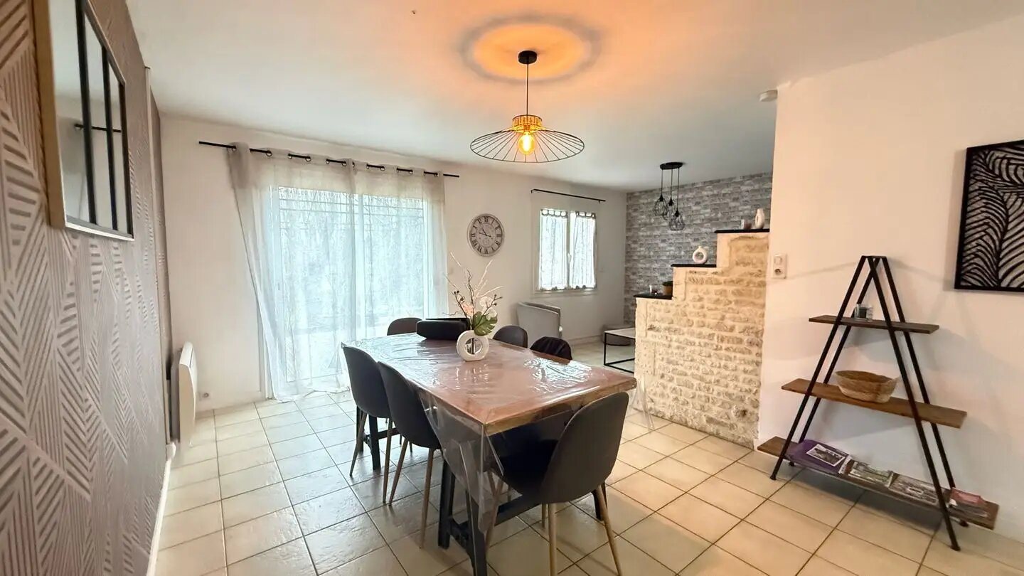 Maison à vendre, 87m², Sansais