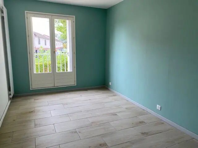 Appartement à louer, 49m², Péronnas
