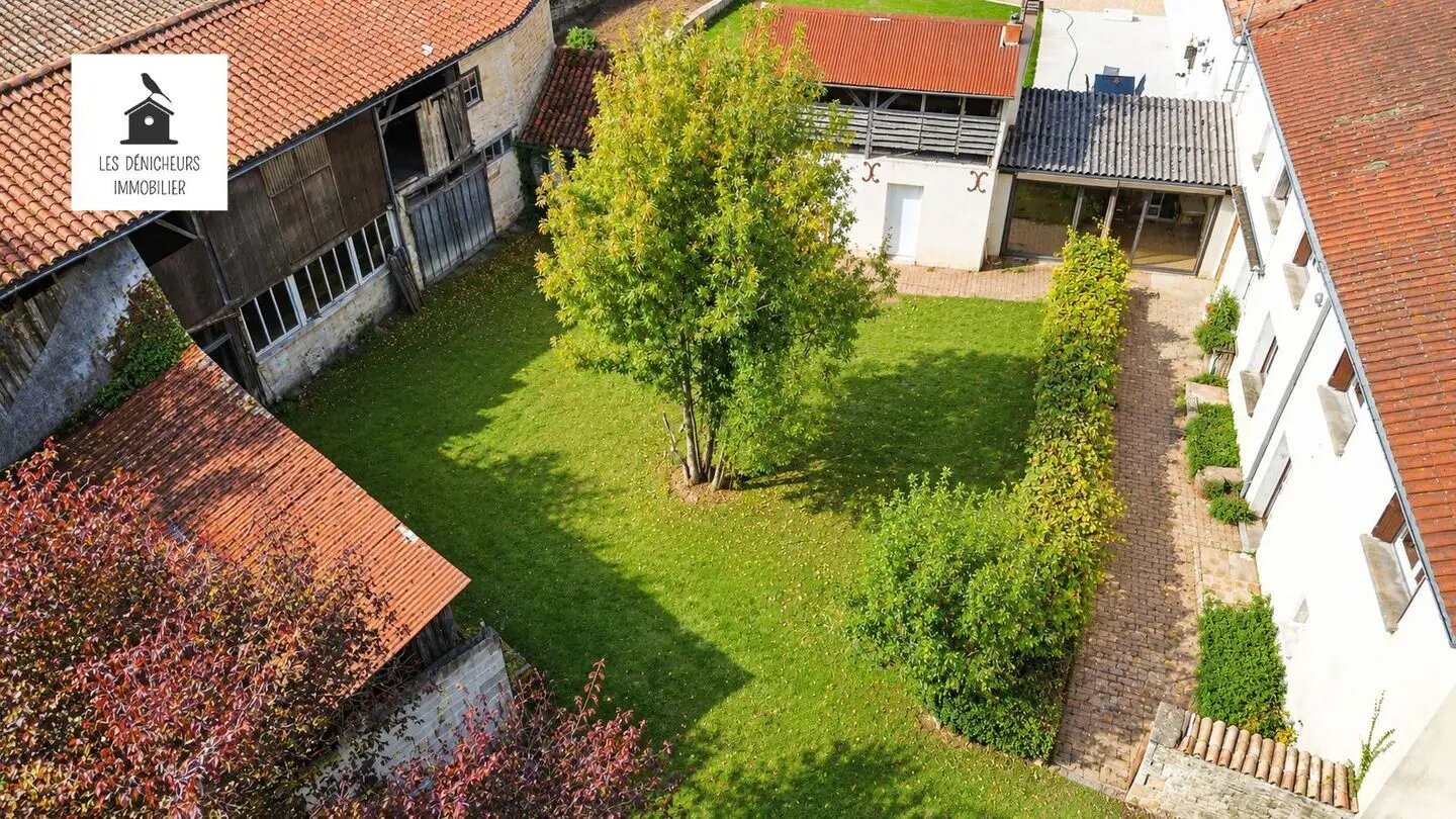 Maison à vendre, 140m², Brioux-sur-Boutonne