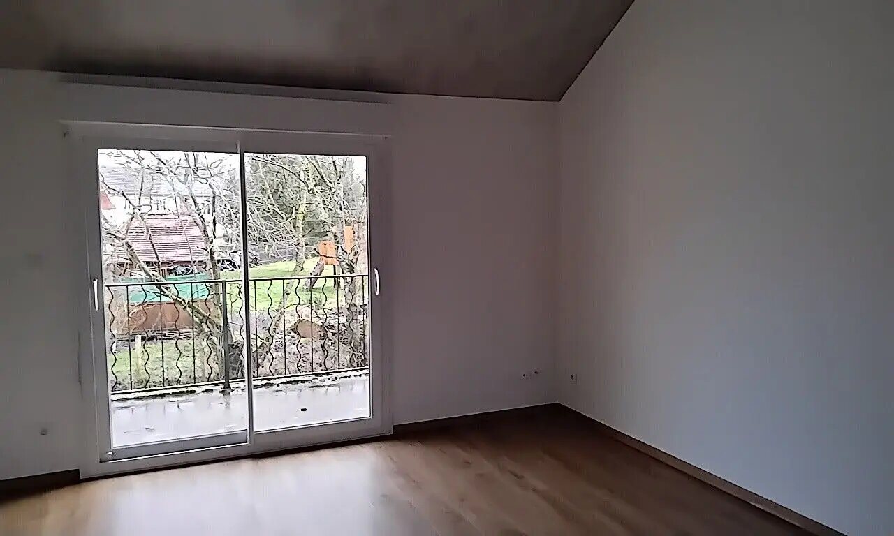Appartement à louer, 45m², Epinac