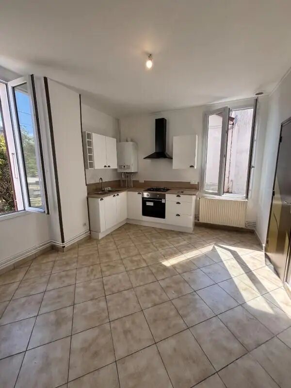 Maison à louer, 84m², Montceau-les-Mines