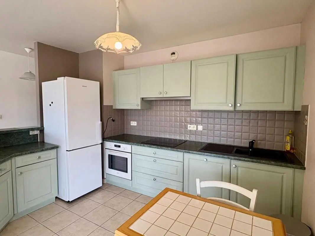 Appartement à vendre, 71m², Montceau-les-Mines
