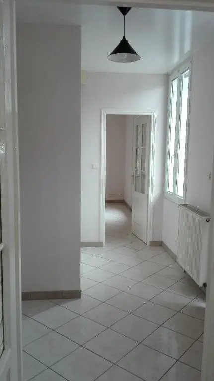 Appartement à louer, 60m², Autun
