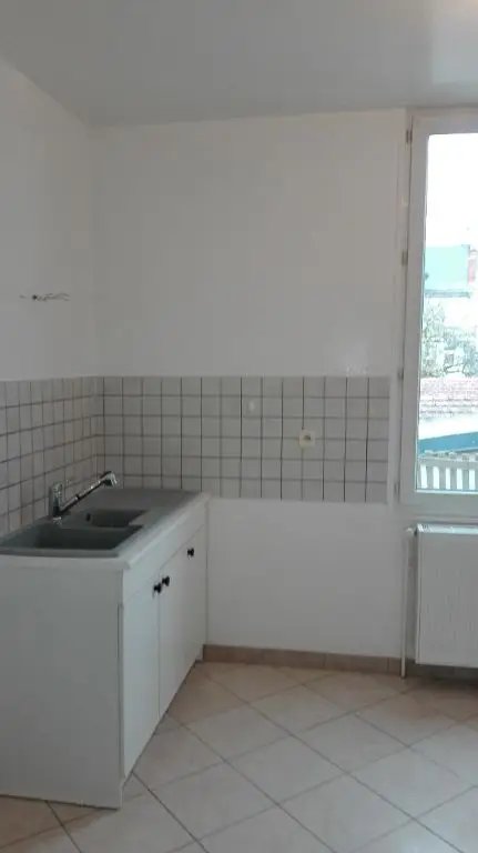 Appartement à louer, 60m², Autun
