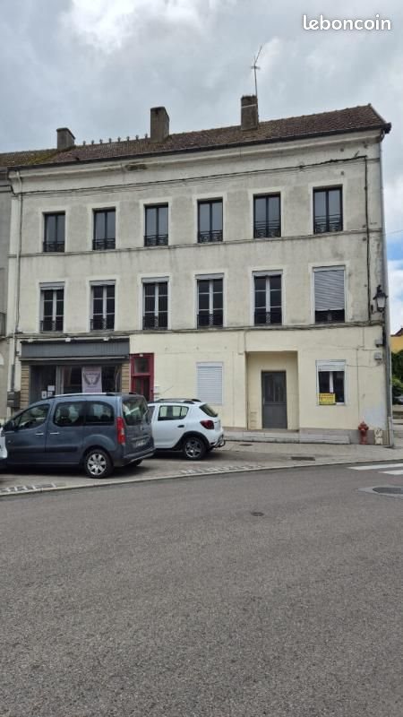 Appartement à louer, 106m², Toulon-sur-Arroux