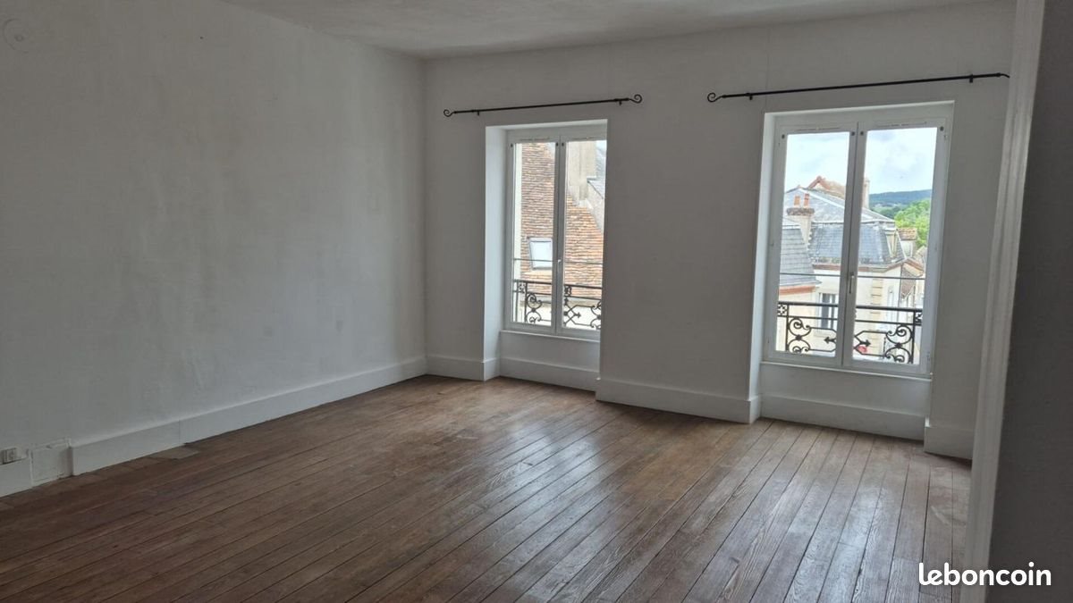 Appartement à louer, 106m², Toulon-sur-Arroux
