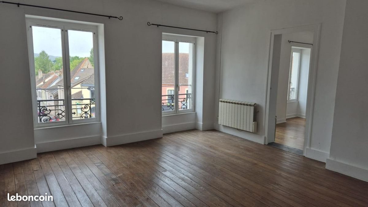 Appartement à louer, 106m², Toulon-sur-Arroux