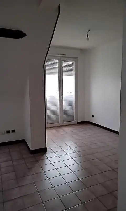 Appartement à louer, 27m², Autun