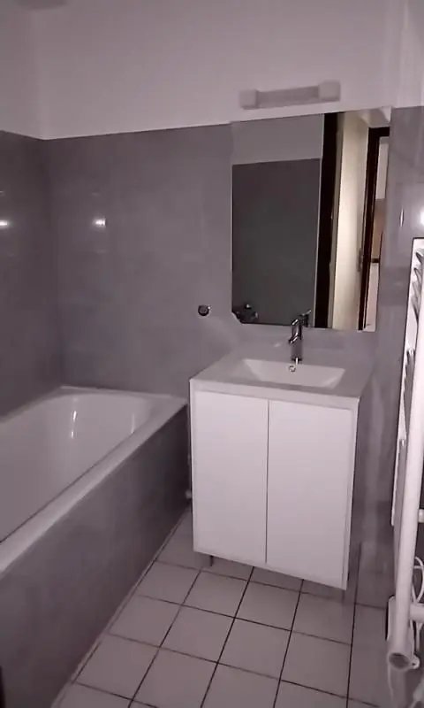 Appartement à louer, 27m², Autun