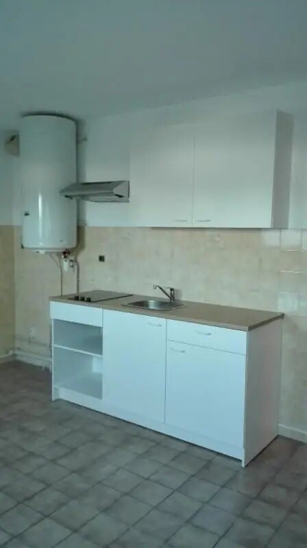 Appartement à louer, 18m², Autun