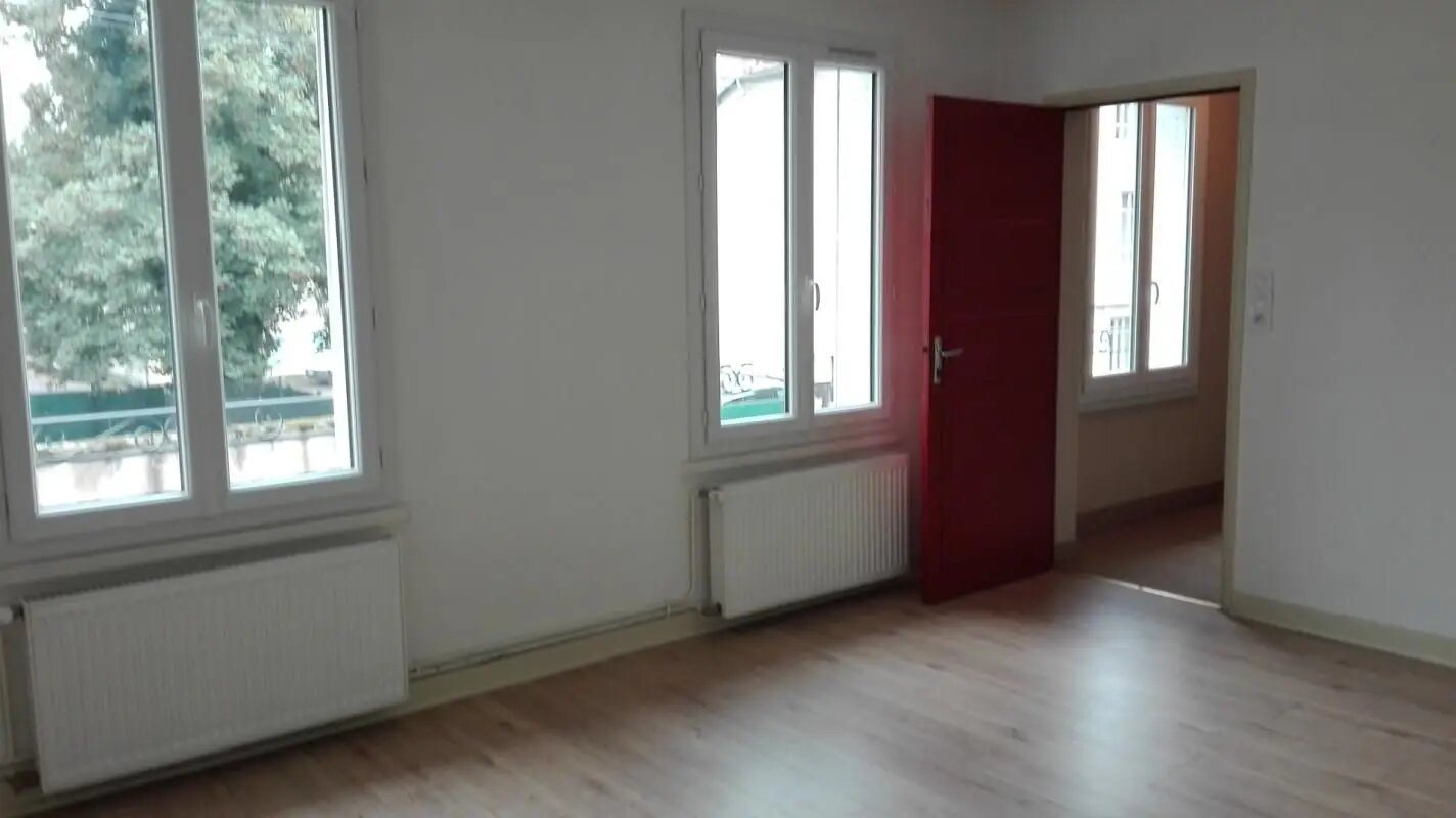 Appartement à louer, 35m², Autun
