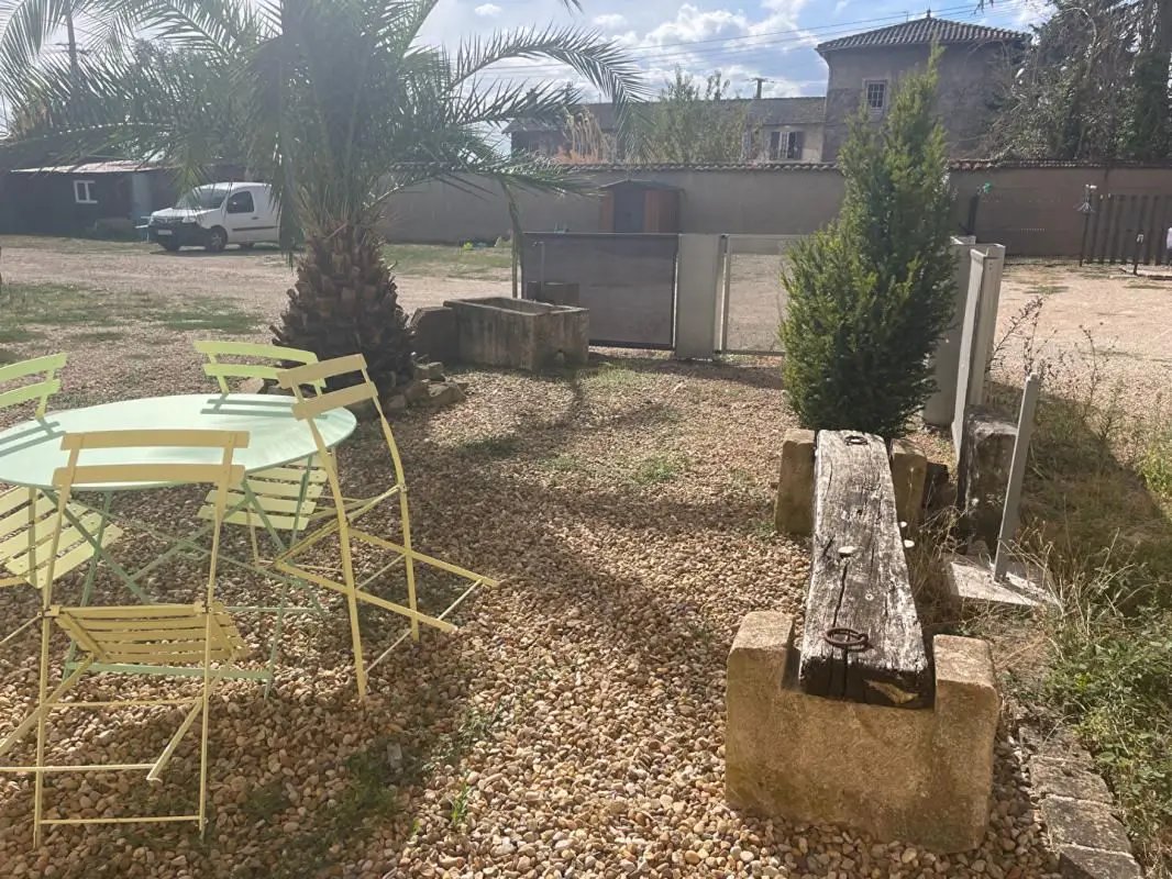 Appartement à louer, 65m², La Chapelle-de-Guinchay
