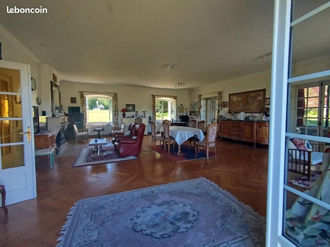 Maison à vendre, 241m², Autun