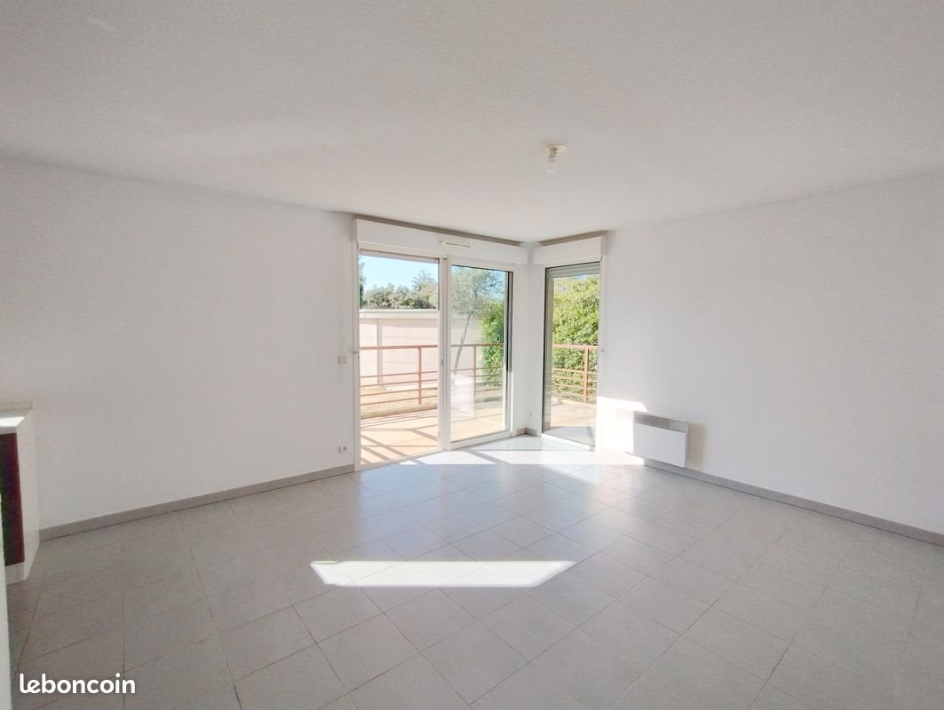 Appartement à vendre, 65m², Fréjus