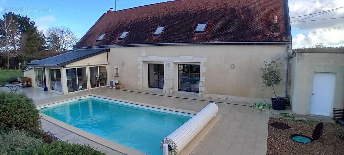 Maison à vendre, 235m², Saint-Epain