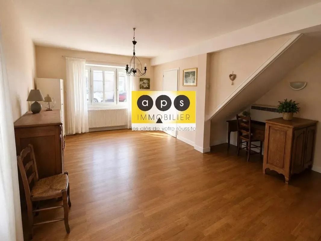 Maison à vendre, 110m², Poligny