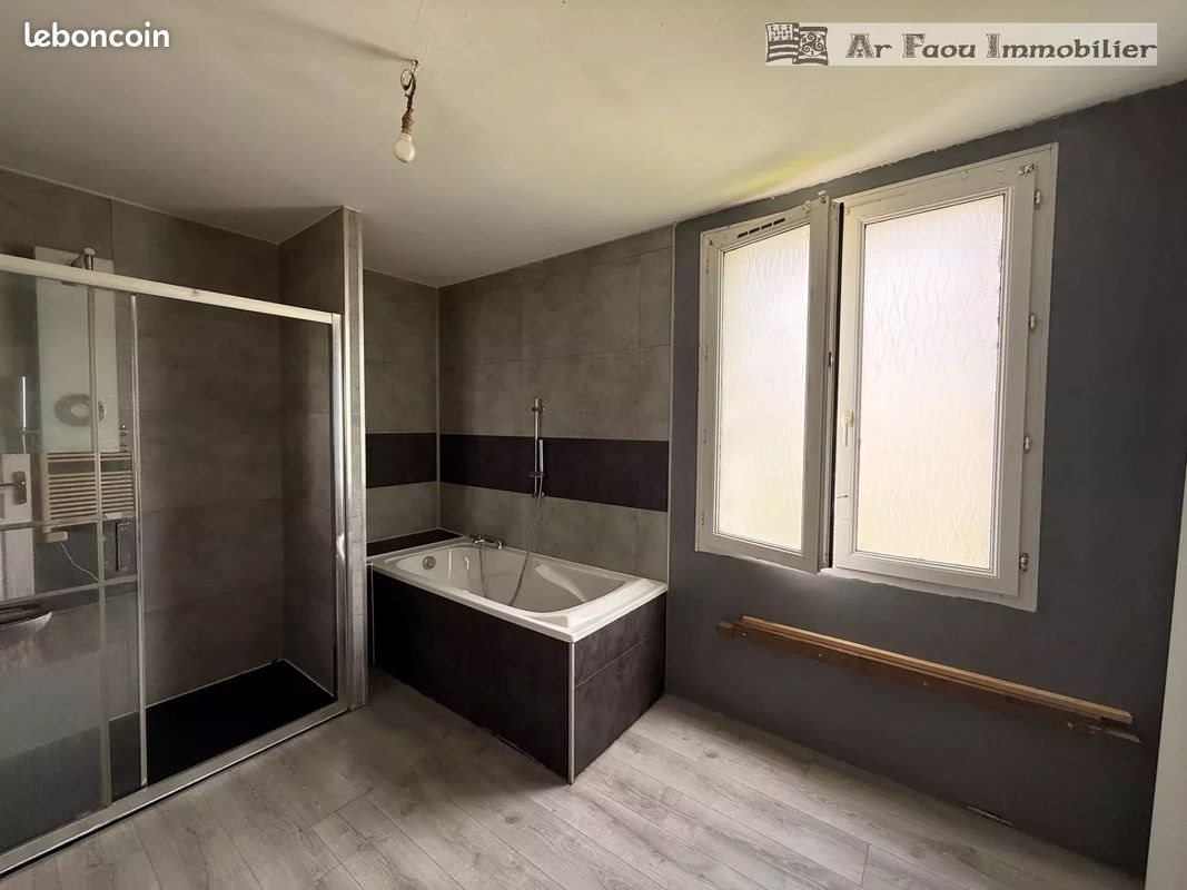 Maison à vendre, 79m², Pont-de-Buis-lès-Quimerch