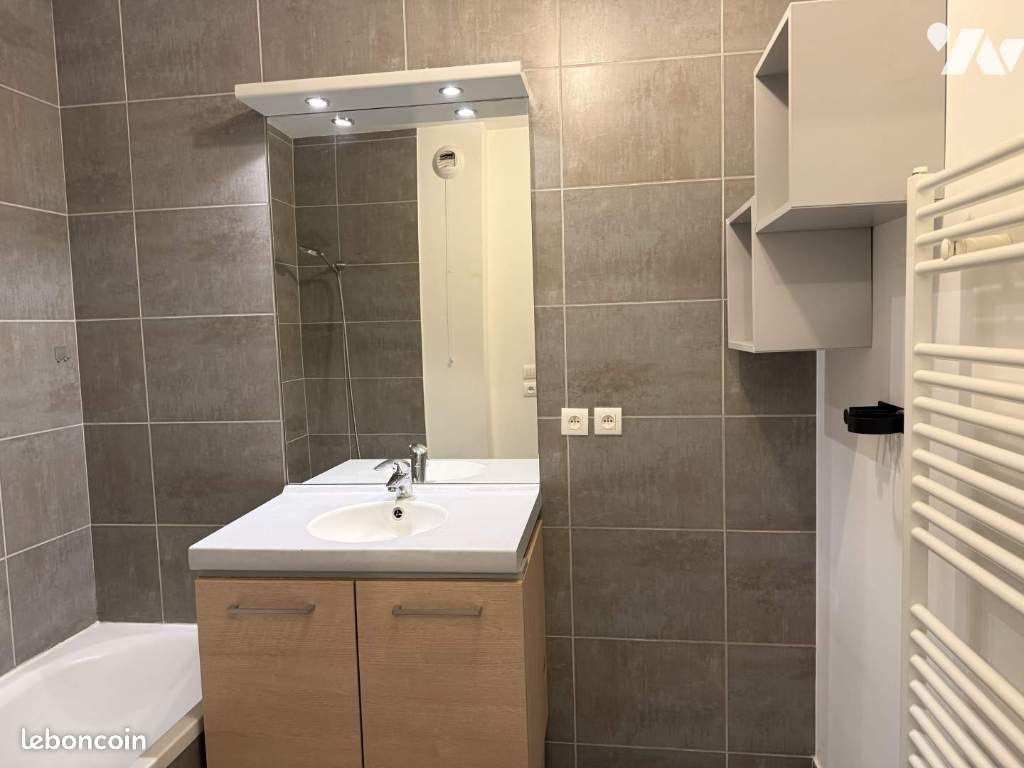 Appartement à louer, 47m², Fontaine-lès-Dijon