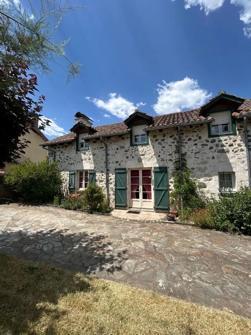 Maison à vendre, 156m², Arpajon-sur-Cère