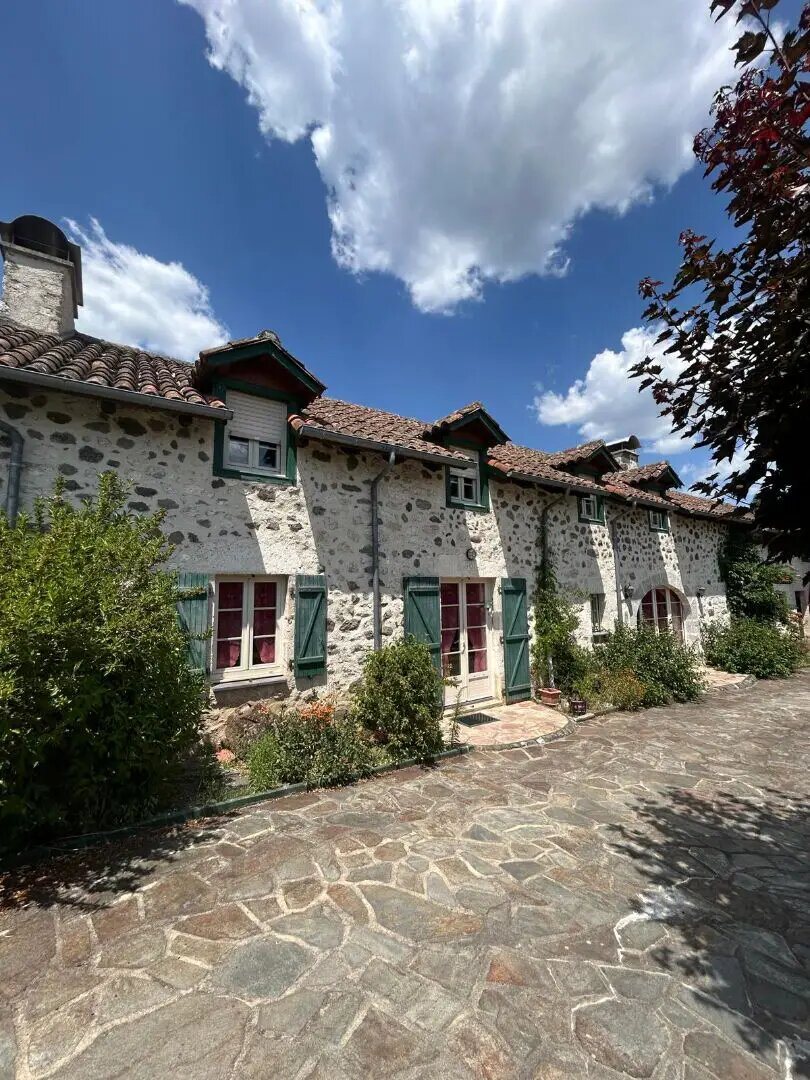 Maison à vendre, 156m², Arpajon-sur-Cère
