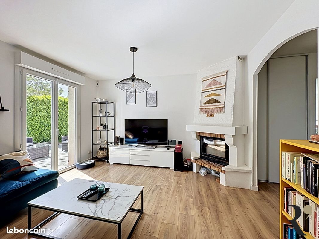 Maison à vendre, 113m², Saint-Geniès-Bellevue