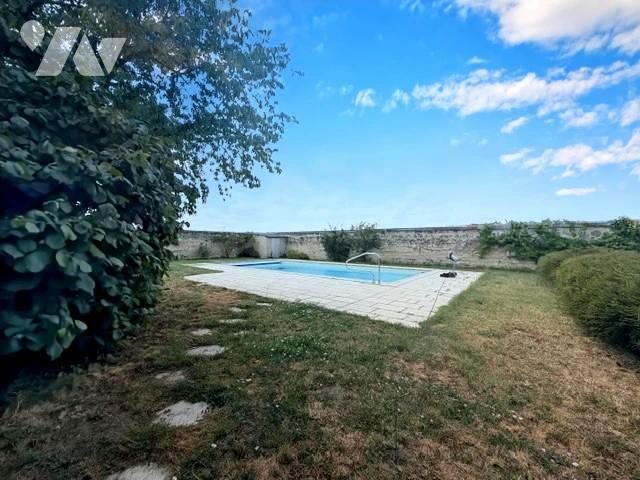 Maison à vendre, 191m², Villebernier