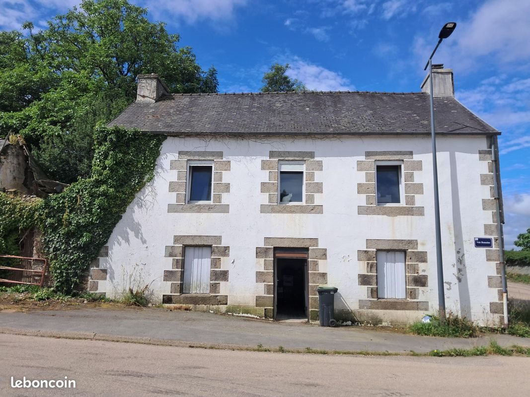Maison à vendre, 118m², Poullaouen