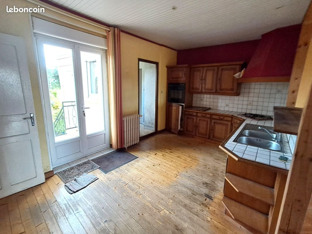 Maison à vendre, 101m², Spézet