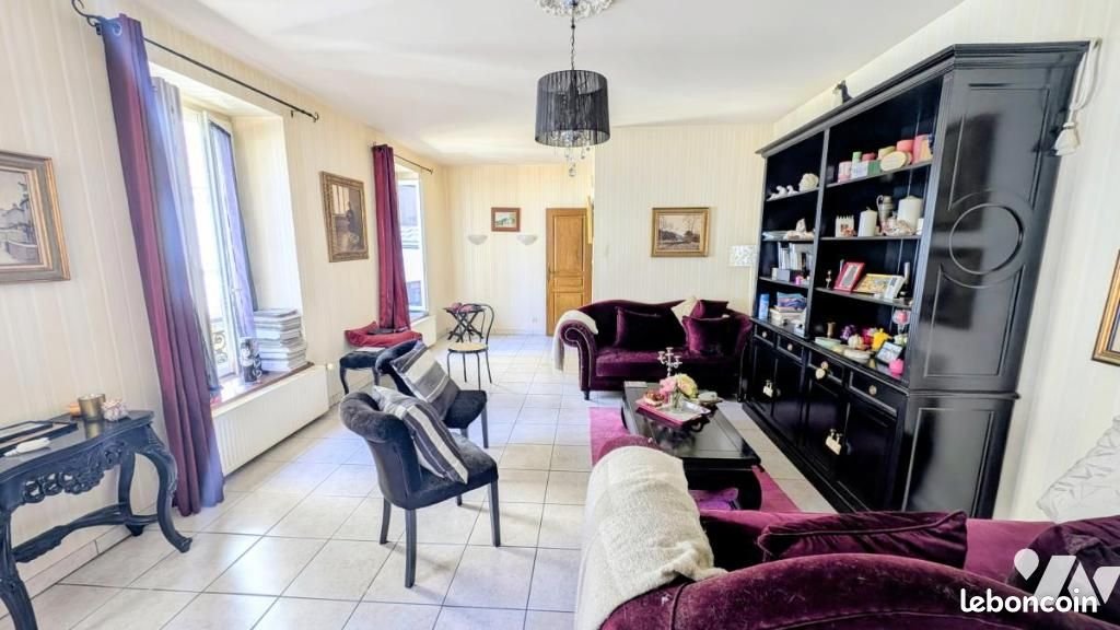 Appartement à vendre, 128m², Vichy