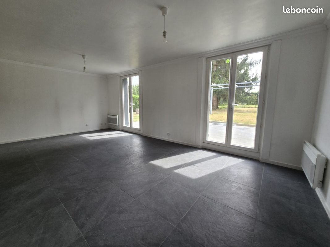 Maison à louer, 78m², Brosville