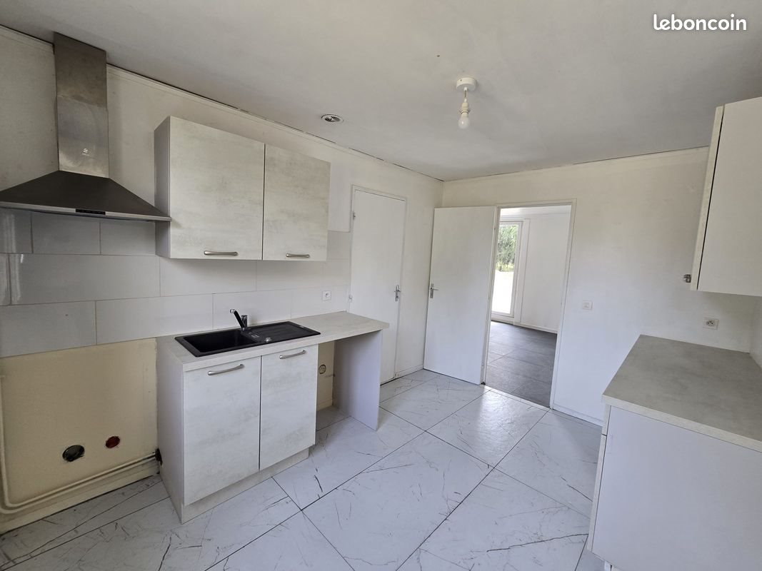 Maison à louer, 78m², Brosville