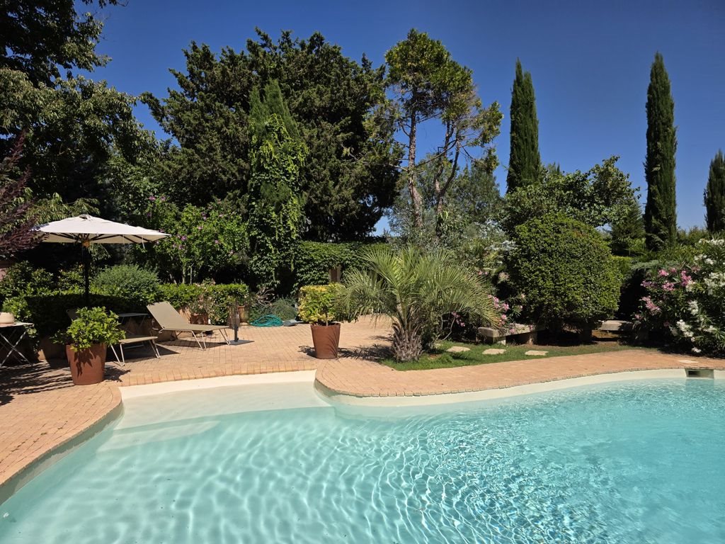 Maison à vendre, 245m², Arles