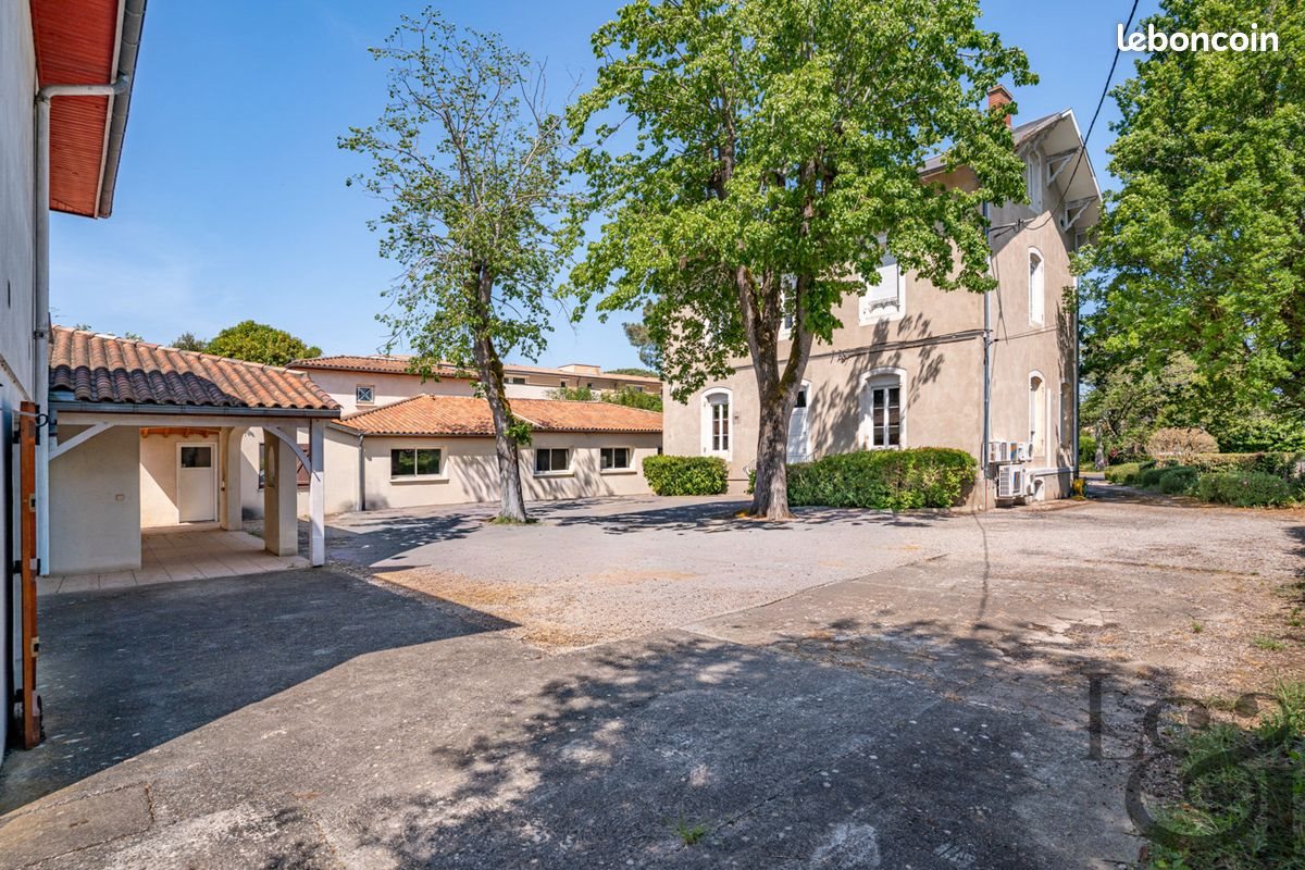 Maison à vendre, 681m², Villeneuve-sur-Lot