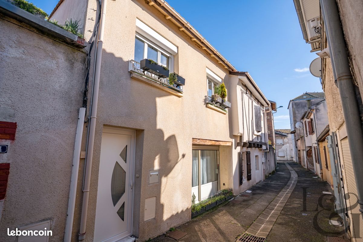 Maison à vendre, 114m², Sainte-Livrade-sur-Lot
