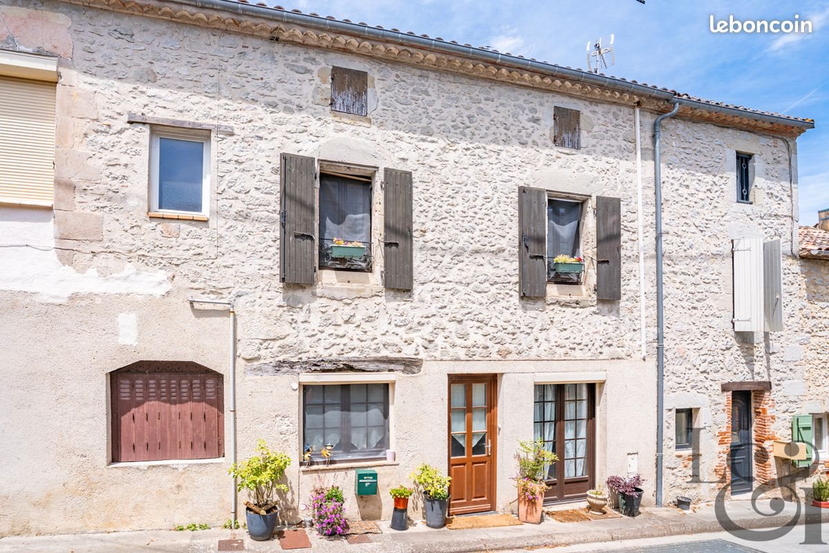 Maison à vendre, 135m², Saint-Pastour