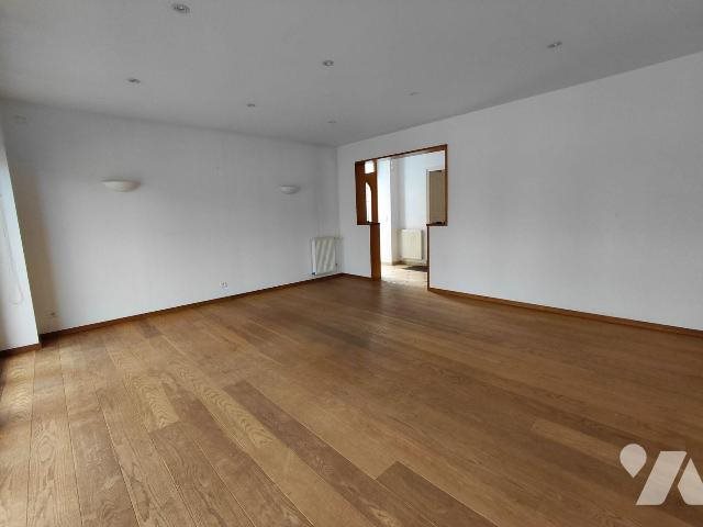 Maison à vendre, 189m², Saint-Gérand