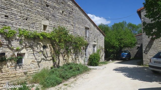 Maison à vendre, 340m², Tusson