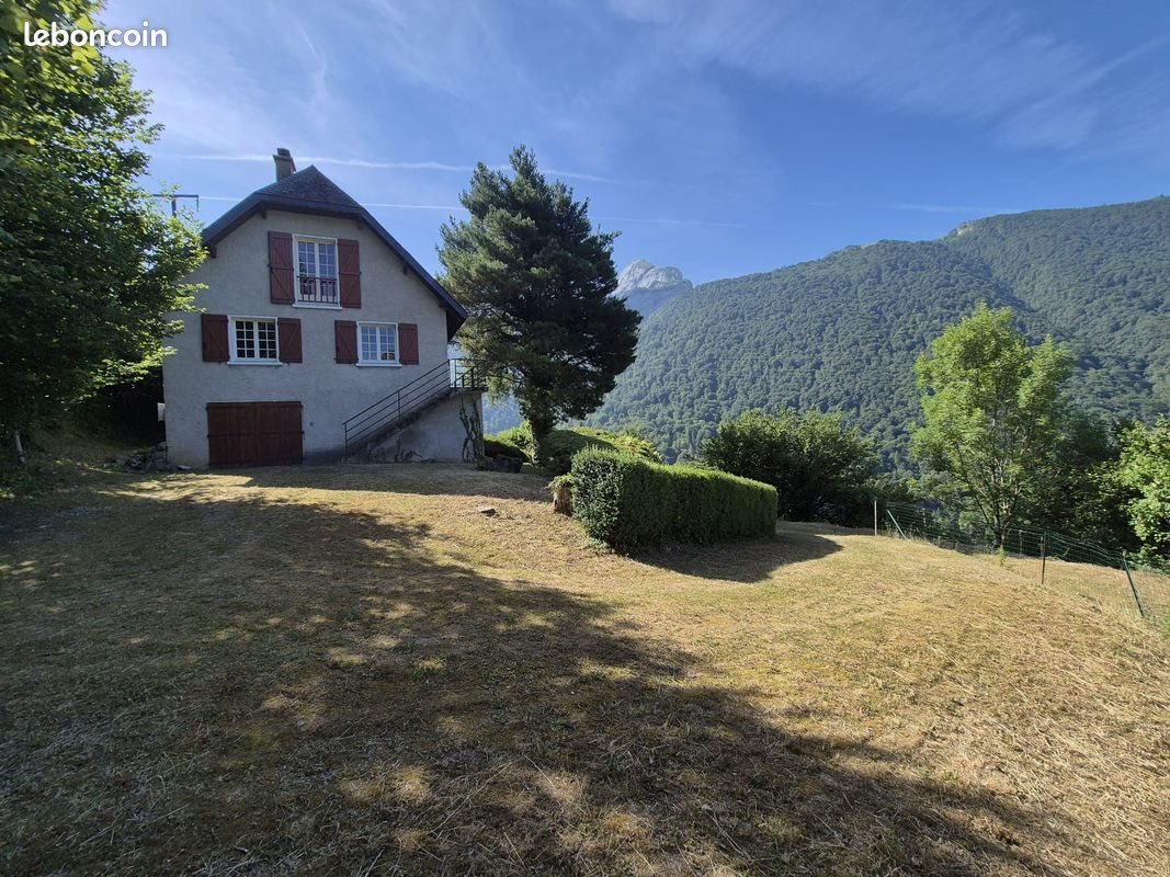 Maison à vendre, 92m², Eaux-Bonnes