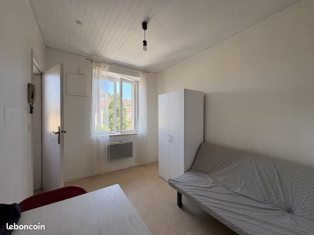 Appartement à louer, 22m², Le Puy-en-Velay